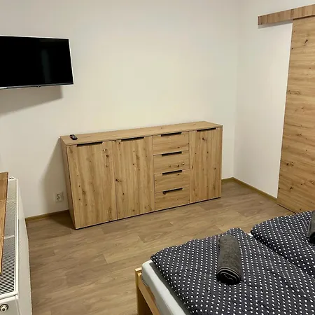 Apartment Na Zlataku *